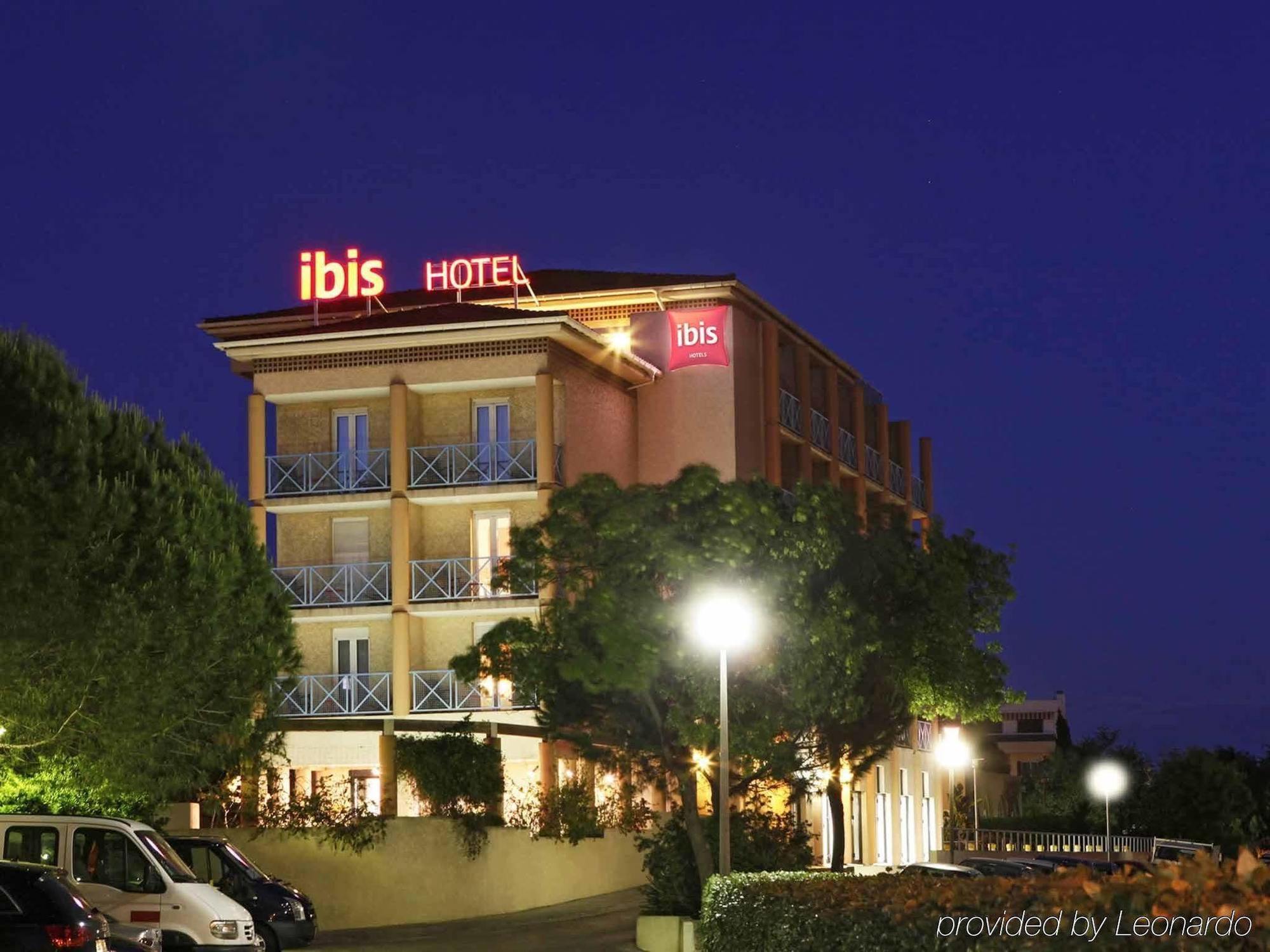 Hotel Ibis Hyeres Centre Extérieur photo